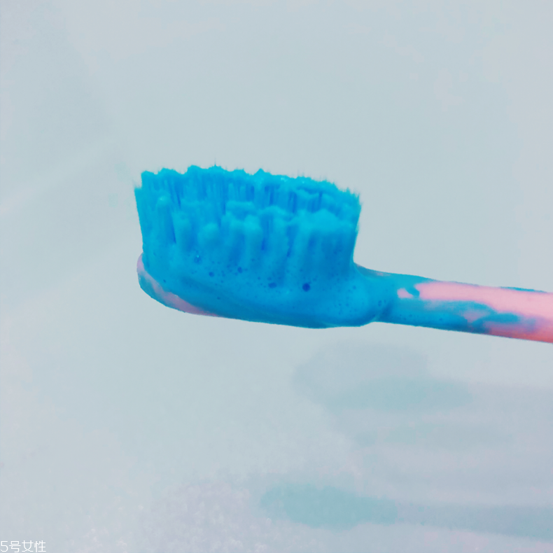 外國美白牙膏哪個牌子好 三款口碑美白牙膏測評 外國美白牙膏哪個牌子好 三款口碑美白牙膏測評