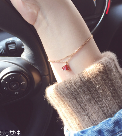 手鏈一般多少克？手鏈多少克合適