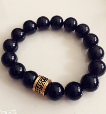 手鏈12顆珠子什么意思？手鏈12顆珠子代表什么