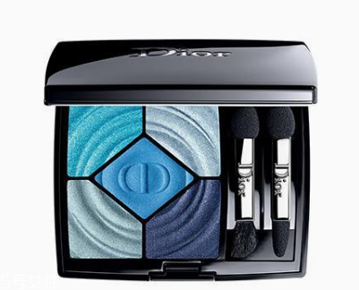 藍(lán)色眼影哪個牌子好 藍(lán)色眼影2018新品盤點(diǎn)