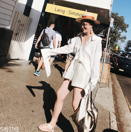 飄帶衣服怎么搭配？飄帶衣服搭配竅門