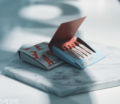 red earth紅地球火柴盒口紅多少錢 紅地球火柴盒口紅價格 red earth紅地球火柴盒口紅多少錢 紅地球火柴盒口紅價格