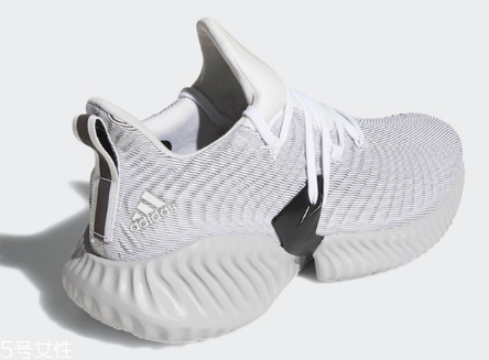 adidas alphabounce instinct什么時(shí)候發(fā)售？