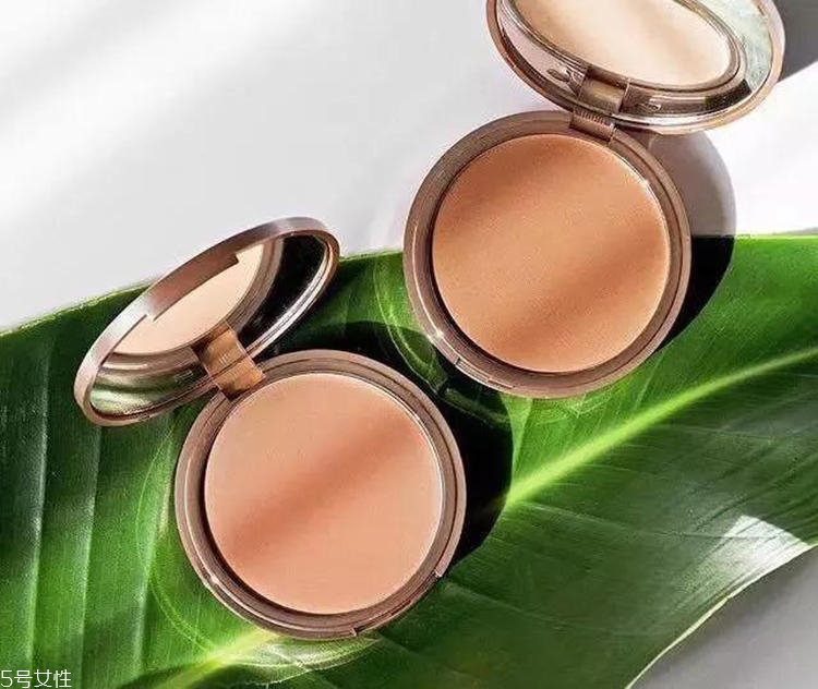 藍(lán)色眼影哪個牌子好 藍(lán)色眼影2018新品盤點(diǎn)