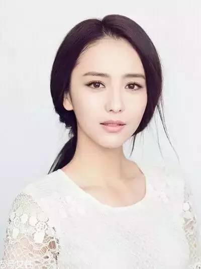 留什么發(fā)型顯年輕洋氣 30歲的女人適合什么發(fā)型圖片 留什么發(fā)型顯年輕洋氣 30歲的女人適合什么發(fā)型圖片