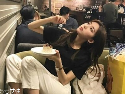 留什么發(fā)型顯年輕洋氣 30歲的女人適合什么發(fā)型圖片 留什么發(fā)型顯年輕洋氣 30歲的女人適合什么發(fā)型圖片