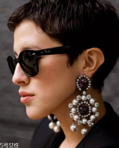 耳環(huán)可以用碘伏消毒嗎？耳環(huán)消毒能用碘伏嗎