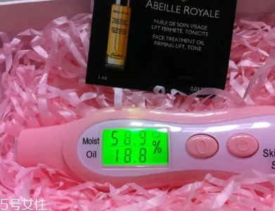 嬌蘭黃金復(fù)原蜜和雅詩蘭黛小棕瓶哪個(gè)好？