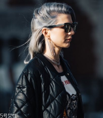 耳環(huán)取下來流血怎么辦？耳環(huán)取下來流血怎么處理