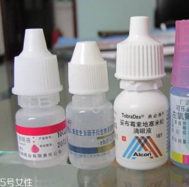 眼藥水什么時(shí)候滴最好？滴眼藥水的最佳時(shí)間