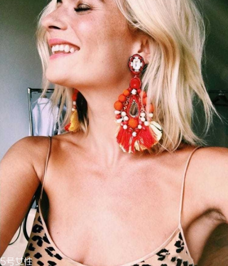 耳環(huán)褪色怎么辦？耳環(huán)褪色處理方法