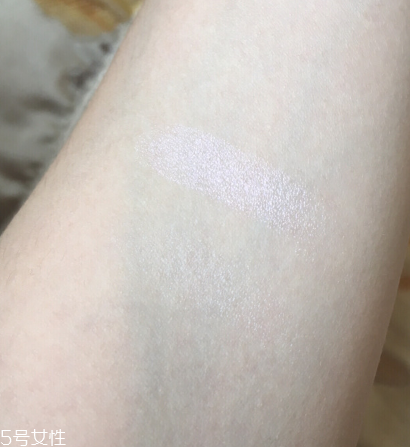 becca紫色高光和資生堂pk107哪個好 becca紫色高光和資生堂pk107哪個好