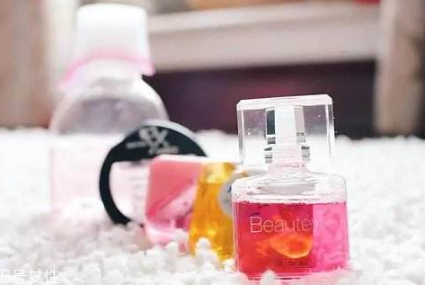 眼藥水放在冰箱冷藏嗎？眼藥水需要放冰箱嗎？