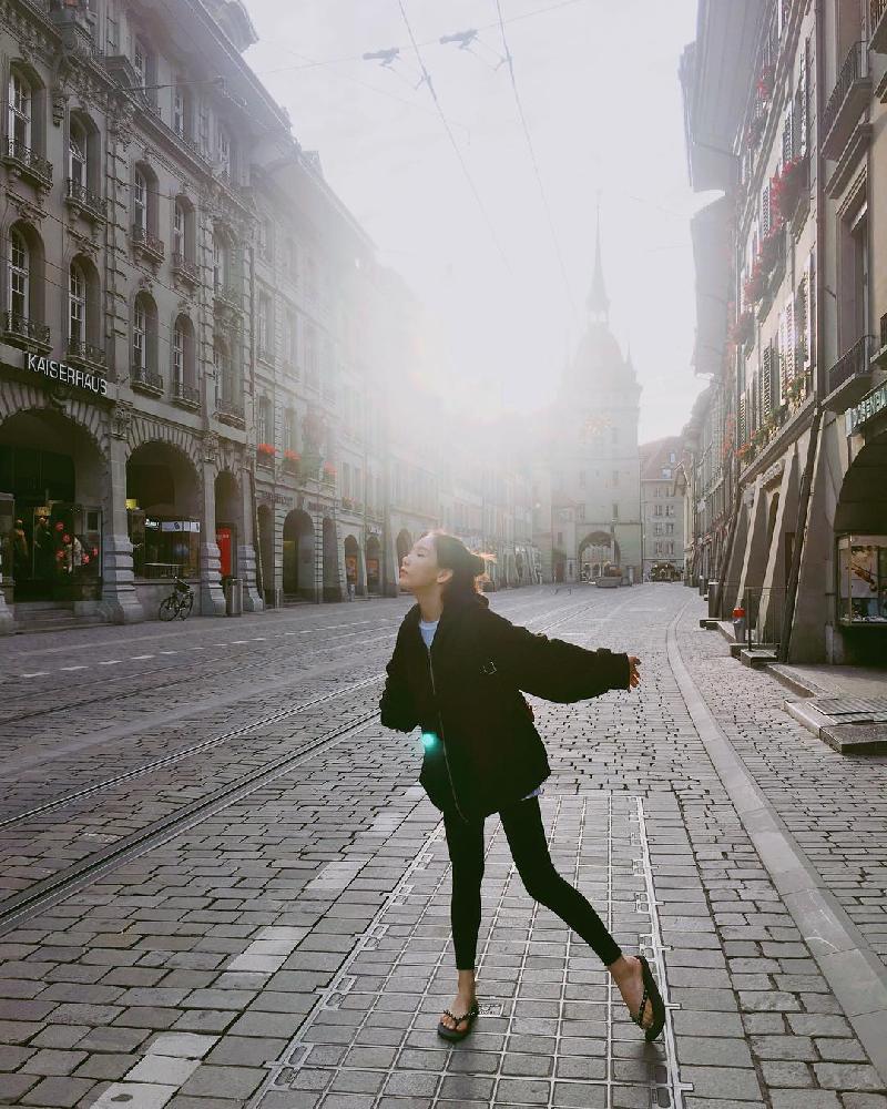 女生怎么穿衣服顯個(gè)子高 女生個(gè)子矮怎么穿衣服 女生怎么穿衣服顯個(gè)子高 女生個(gè)子矮怎么穿衣服