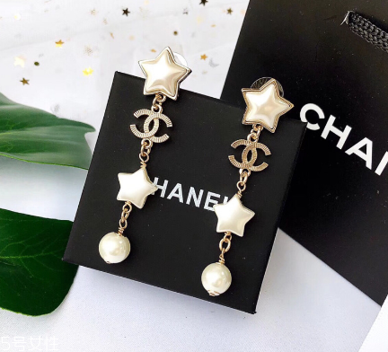 耳環(huán)生銹了還能戴嗎？耳環(huán)生銹可以繼續(xù)戴嗎