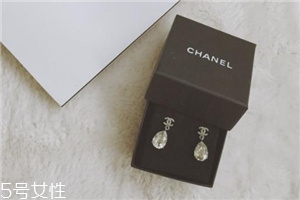 耳環(huán)戴不進(jìn)去怎么辦？耳環(huán)戴不進(jìn)去解決方法