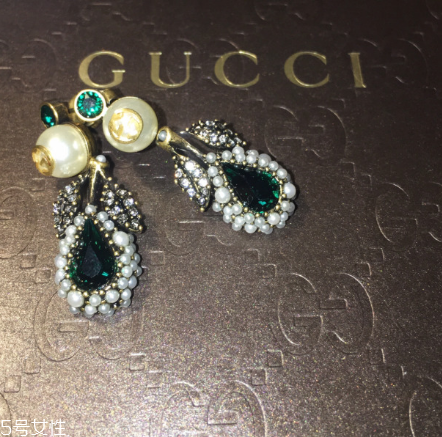 耳環(huán)對耳朵有傷害嗎？耳環(huán)對耳朵有影響嗎