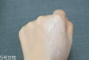 嘉娜寶allie粉色控油防曬含酒精嗎 allie防曬評測 嘉娜寶allie粉色控油防曬含酒精嗎 allie防曬評測