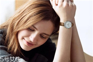 女生戴什么手表好看？適合女生戴的手表款式