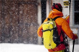 始祖鳥是奢侈品嗎？始祖鳥算不算奢侈品