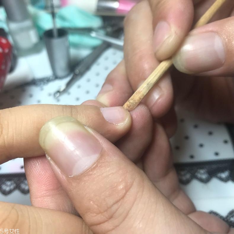 短指甲怎么上色？短指甲上色詳細(xì)步驟