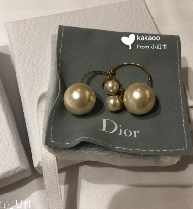 耳環(huán)發(fā)黃怎么清洗？耳環(huán)發(fā)黃清洗方法