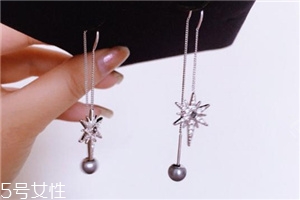 耳環(huán)后面的扣怎么戴？耳環(huán)后面的扣戴法