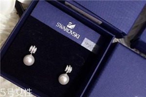 耳環(huán)和耳釘有什么區(qū)別？耳環(huán)和耳釘區(qū)別介紹