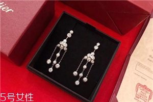 耳環(huán)買黃金還是鉑金？耳環(huán)黃金和鉑金哪個好