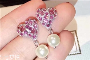 耳釘可以用碘伏消毒嗎？耳釘用碘伏消毒好嗎