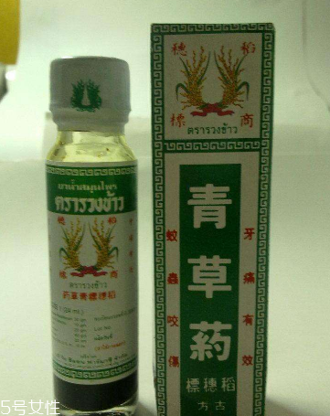 青草油可以治腳氣嗎？青草油治腳氣好用嗎？