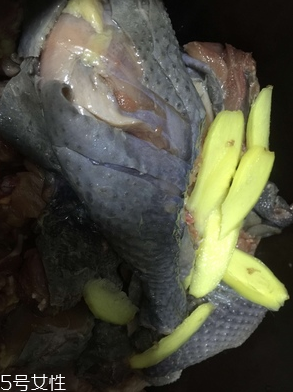 烏雞下奶嗎？烏雞怎么吃下奶？