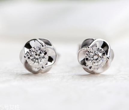 耳釘什么牌子好？耳釘哪些品牌比較好？