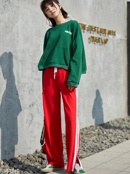 校服褲怎么搭配？校服褲搭配圖片