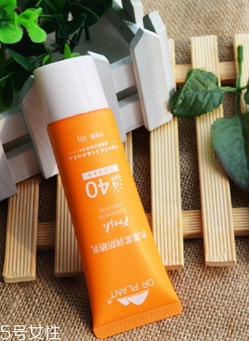 化學防曬很傷皮膚嗎？化學防曬對皮膚的危害