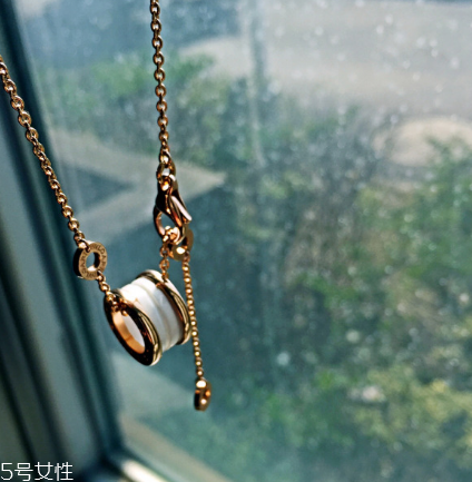 寶格麗陶瓷項鏈有多長？寶格麗陶瓷項鏈長度