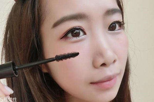 舞臺(tái)妝怎么畫俏皮可愛 這款舞臺(tái)妝刷新你的少女心