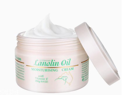 綿羊油能當(dāng)發(fā)膜用嗎 綿羊油護(hù)發(fā)要洗掉嗎 綿羊油能當(dāng)發(fā)膜用嗎 綿羊油護(hù)發(fā)要洗掉嗎