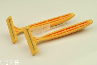 用完脫毛膏多久能洗澡 用脫毛膏后怎么洗澡 用完脫毛膏多久能洗澡 用脫毛膏后怎么洗澡