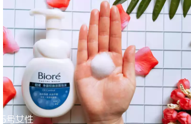 碧柔和洗顏?？颇膫€(gè)好 碧柔和洗顏?？葡疵婺虒Ρ仍u測