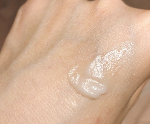 olay空氣霜怎么樣？olay空氣霜搓泥嗎？