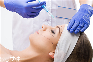 怎么辨別玻尿酸真假 常見的玻尿酸產(chǎn)品介紹 怎么辨別玻尿酸真假 常見的玻尿酸產(chǎn)品介紹