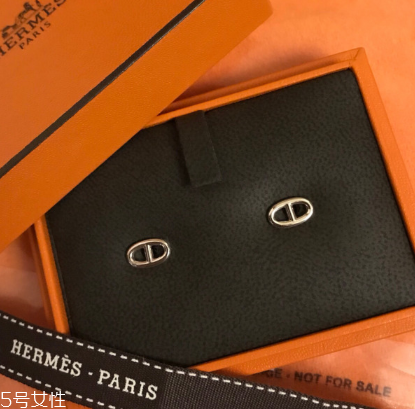 耳釘轉(zhuǎn)不動怎么辦？耳釘轉(zhuǎn)不動怎么處理？