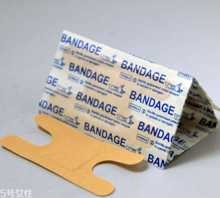 創(chuàng)可貼可以消腫嗎？創(chuàng)可貼有消腫功效嗎？