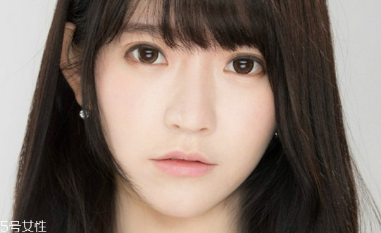 嘴巴厚怎么涂口紅好看 嘴唇厚涂什么顏色口紅好看 嘴巴厚怎么涂口紅好看 嘴唇厚涂什么顏色口紅好看