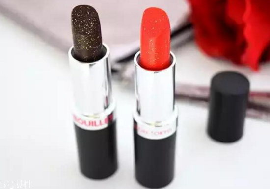 涂完口紅唇紋明顯是什么原因 涂完口紅唇紋明顯的原因 涂完口紅唇紋明顯是什么原因 涂完口紅唇紋明顯的原因