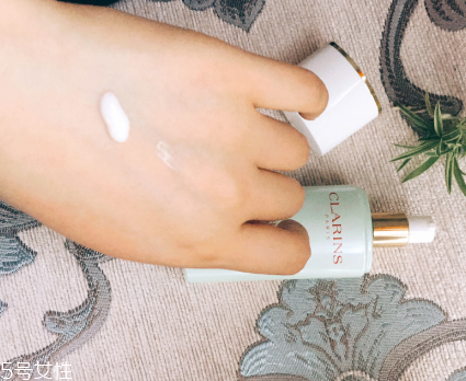 乳液可以當晚霜用嗎？乳液當晚霜用好嗎？