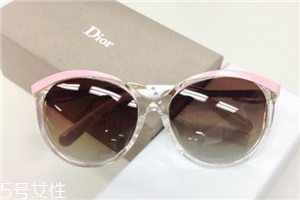 太陽(yáng)鏡是玻璃鏡片嗎？太陽(yáng)鏡鏡片是玻璃的嗎？