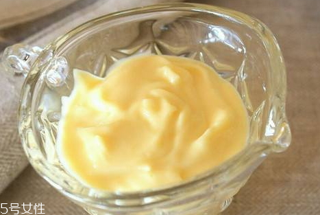 蛋黃醬熱量高嗎 蛋黃醬的營養(yǎng)價(jià)值 蛋黃醬熱量高嗎 蛋黃醬的營養(yǎng)價(jià)值