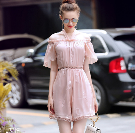 連體褲什么款式好看？連體褲流行什么款式？